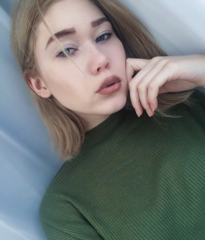 Клара, Г. Ачит